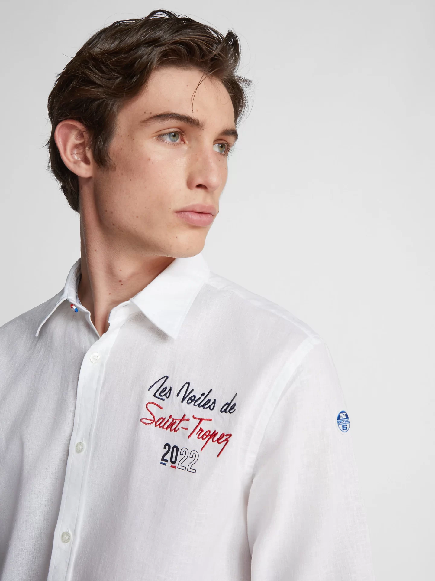 vst43_lvdst_collection_2022_homme_chemise_coton_lin_404537_0101_det1_2800x