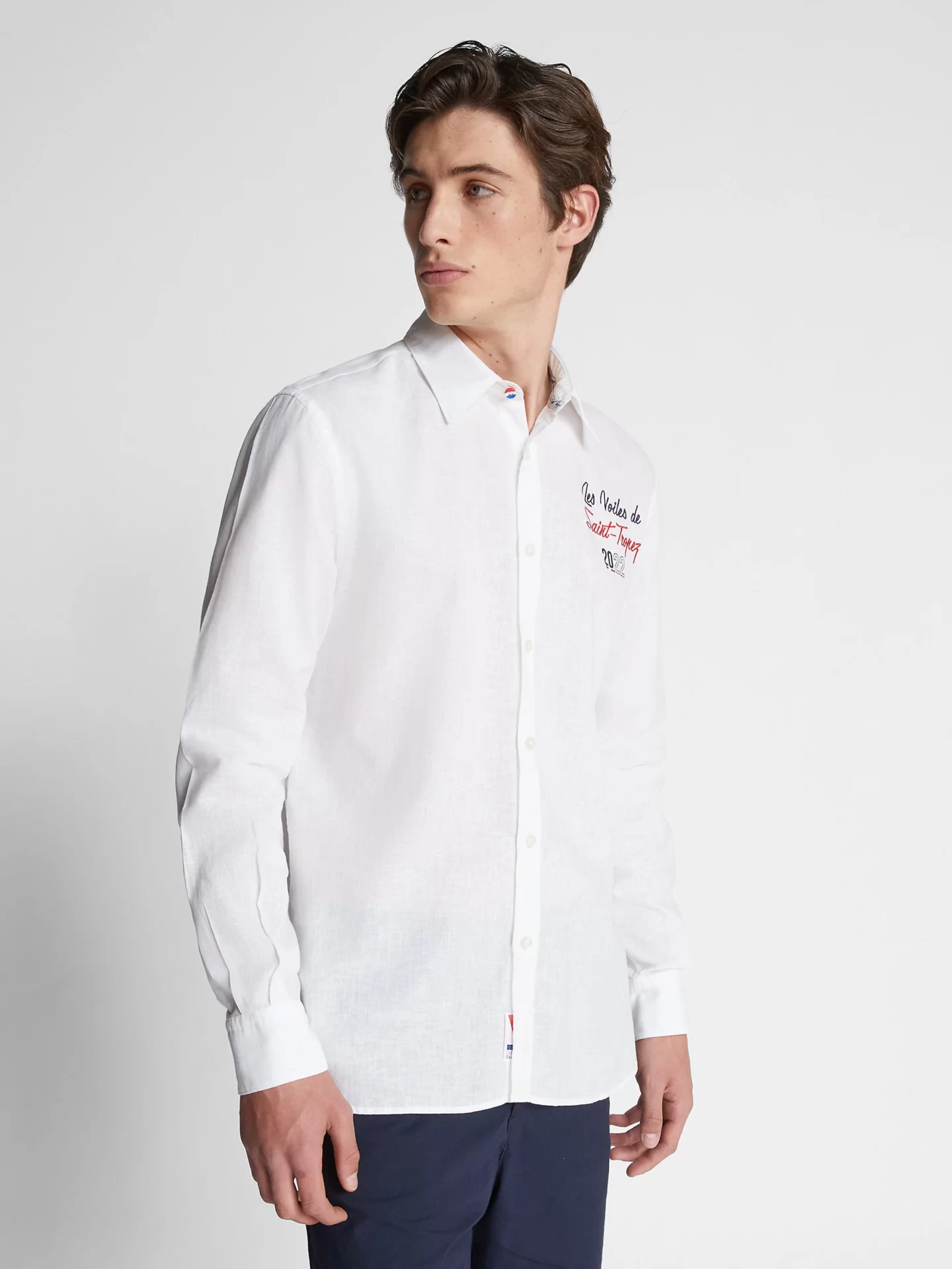 vst43_lvdst_collection_2022_homme_chemise_coton_lin_404537_0101_msfront2_2800x