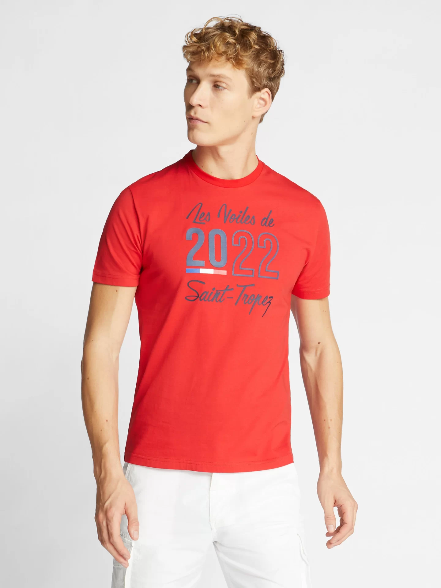 vst43_lvdst_collection_2022_homme_t-shirt_signature_403526_0230_msfront2_2800x