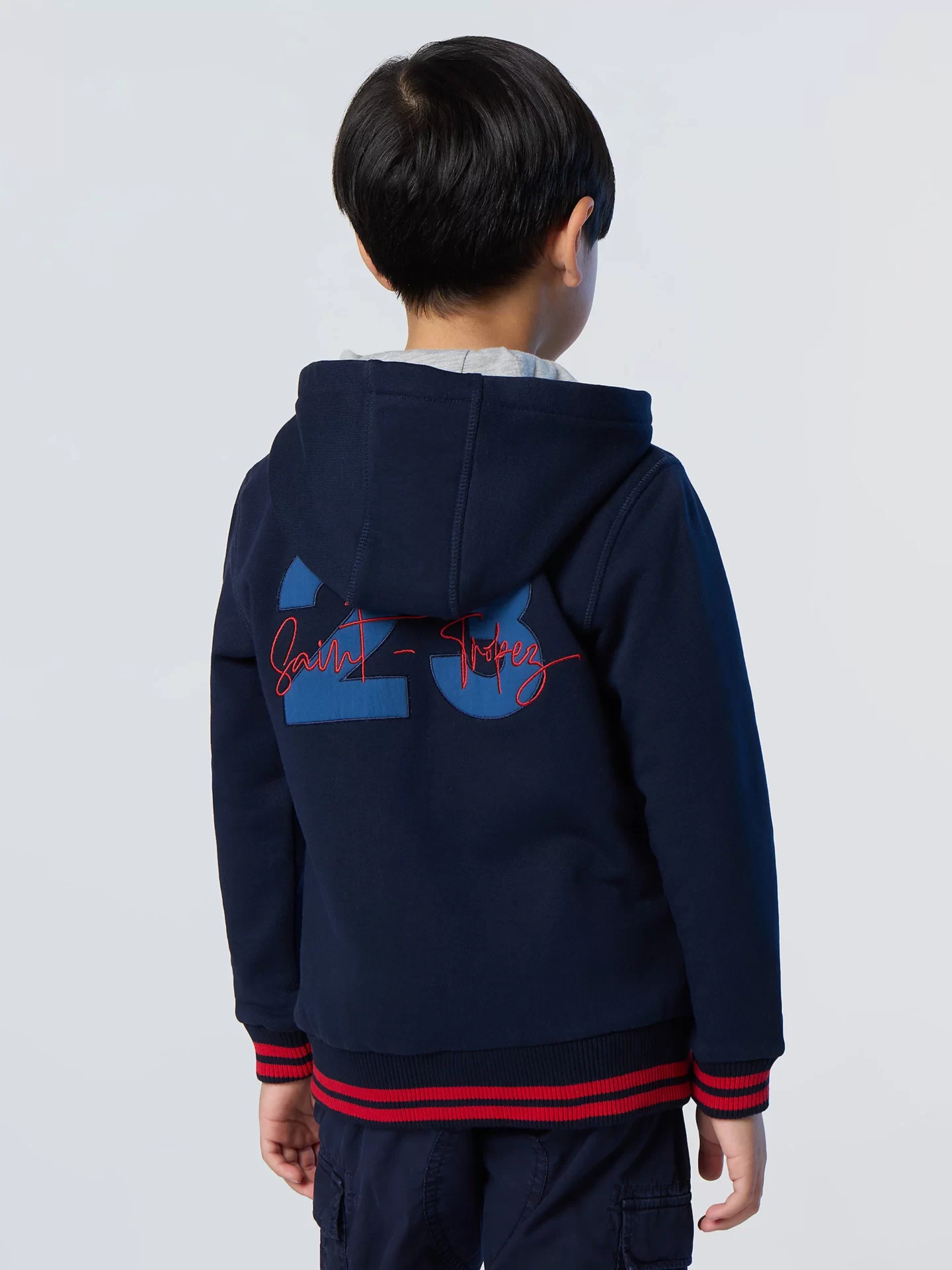 vst43_lvdst_collection_2023_enfant_hoodie_full_zip_ 432003_0802_msback1_b013162c-acf0-4465-9595-384e0558deec_2800x.jpg