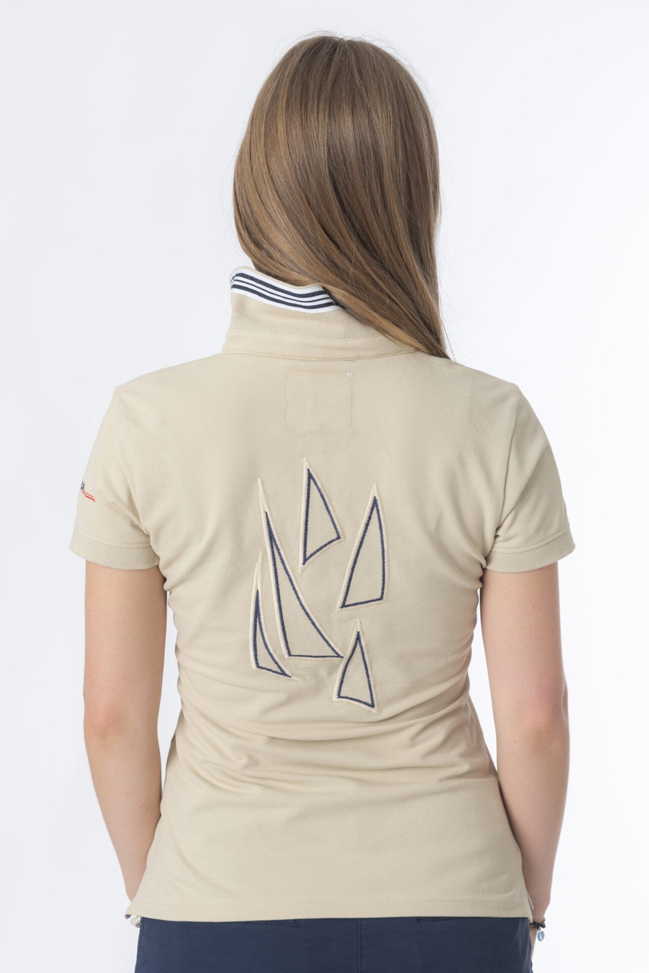 vst43_collection2022_femme_polo_notos_beige_04-scaled