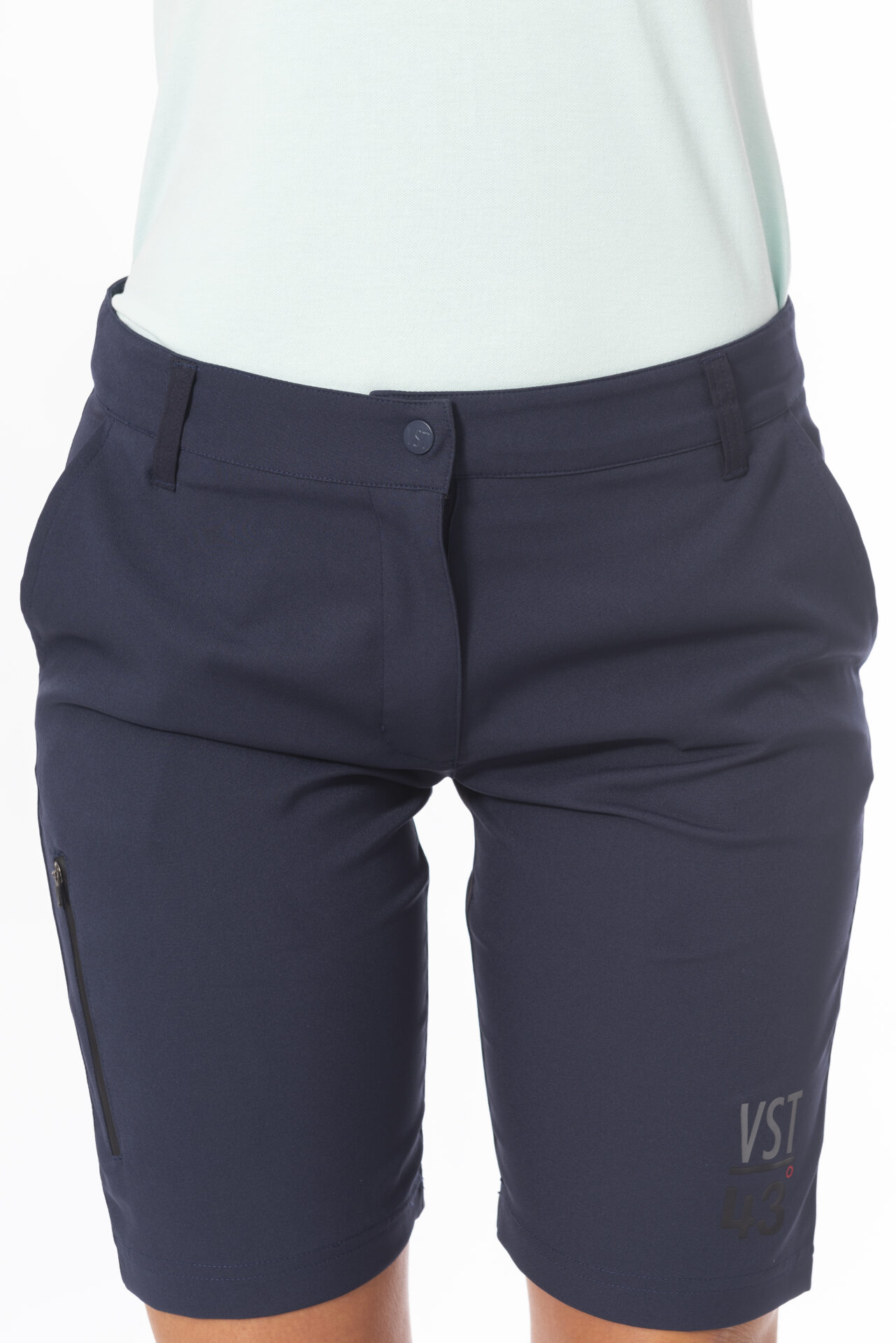 vst43_collection_2023_femme_short_moau_navy_01
