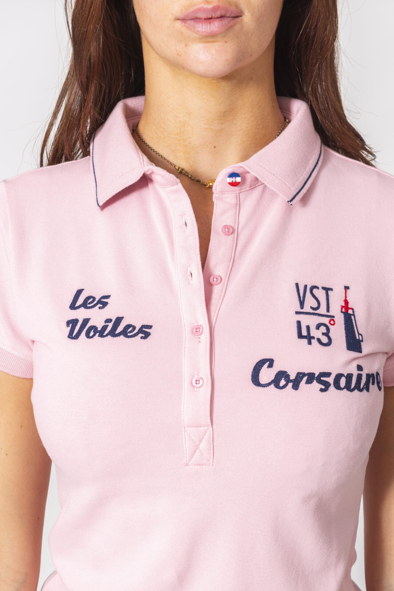 vst43_collection_corsaire_2023_femme_polo_voiles_kornog_pink_flambe_03