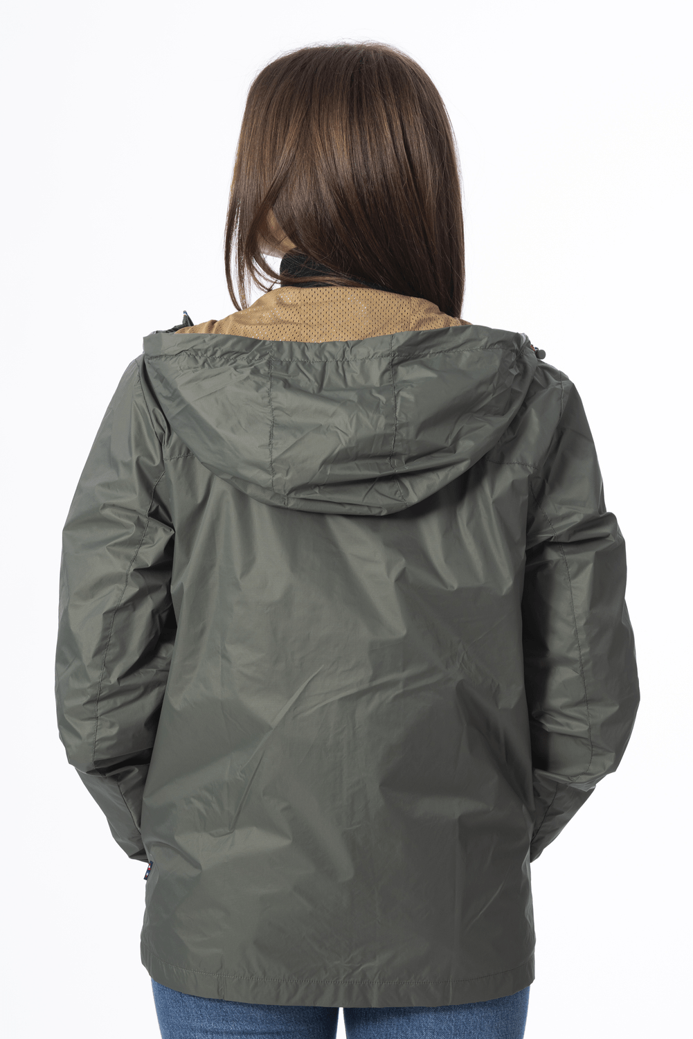 coupevent_tournas_vst43_kaki_woman_back