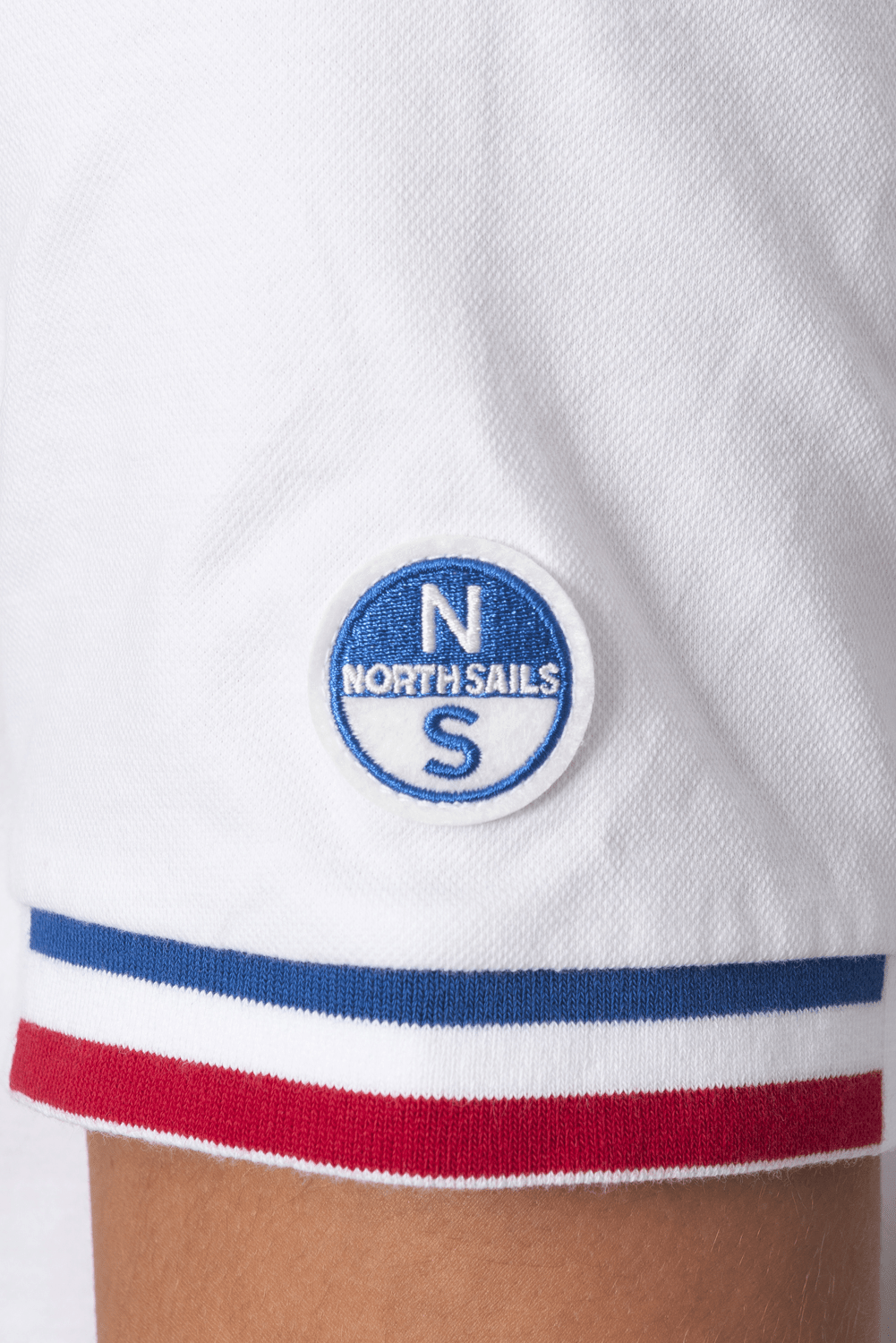 403369_0101_white_polo_classic_collection_2024_manche