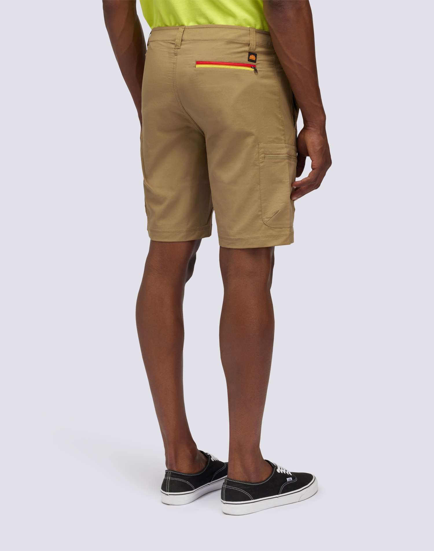 MAN-SHORTSREGULAR-ADANWALKSHORT-KHAKI02-M169WKP8700-15802-2