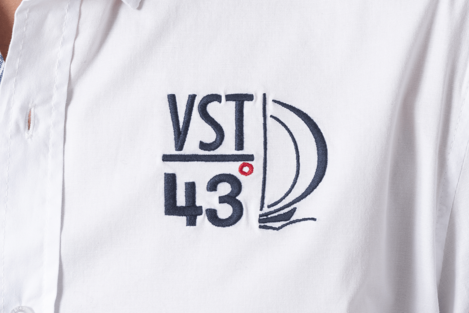 vst43_chemise_chomard_white_man_detail1