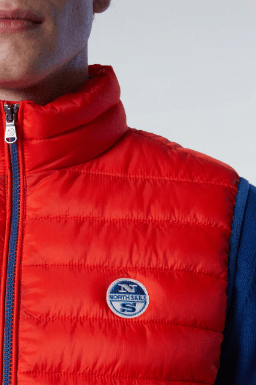 603189-doudoune-sans-manche-crozet-orange-man-northsails-detail