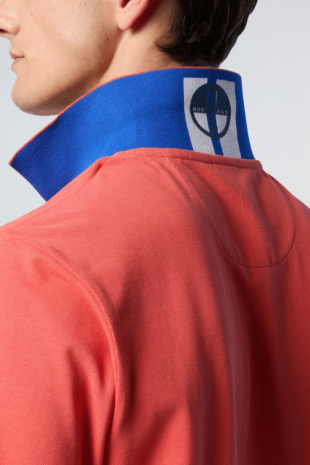 692445-0251-paprika-polo-liseres-man-northsails-ss25-detail1