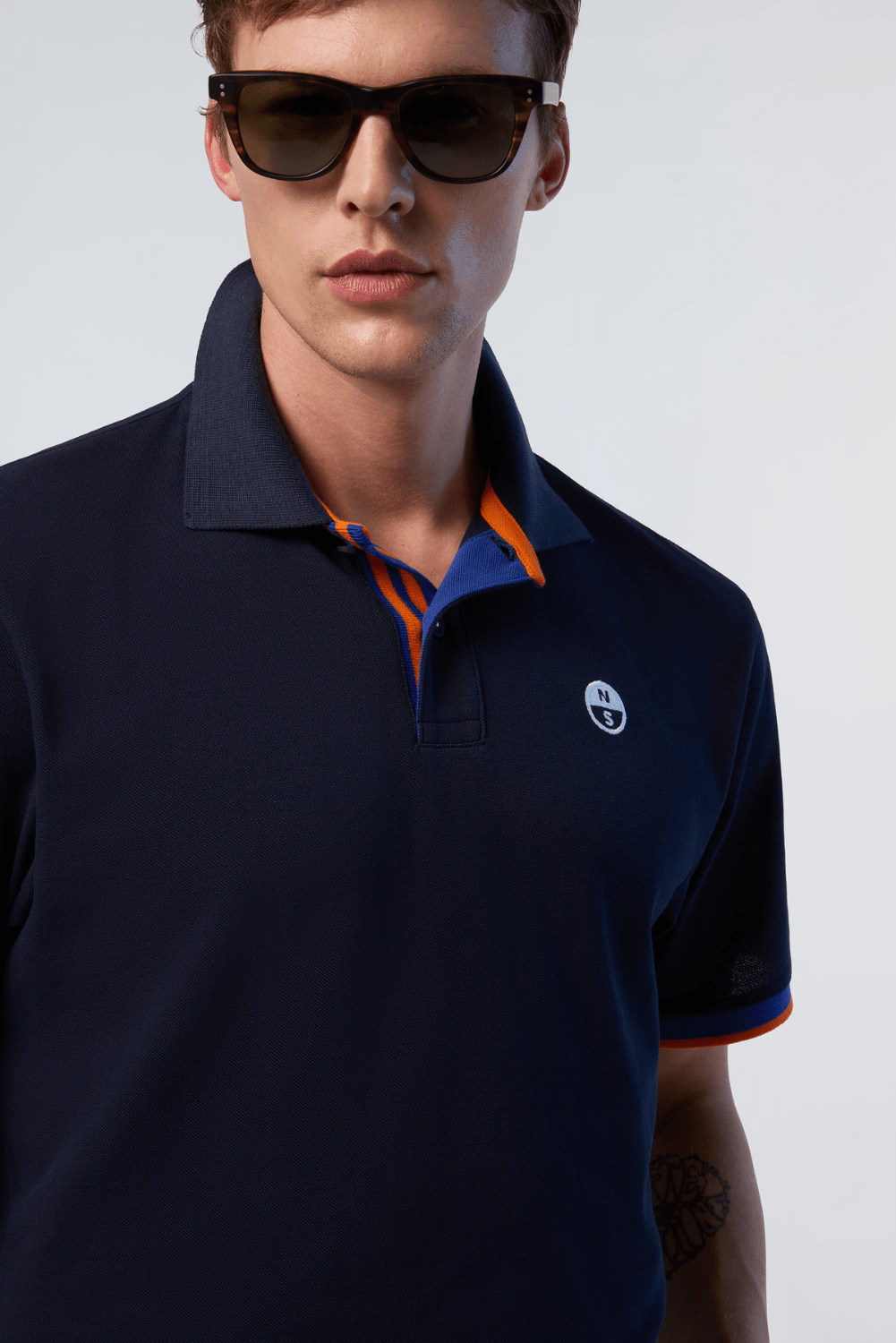 692445-0802-navy-polo-liseres-man-northsails-ss25-front3