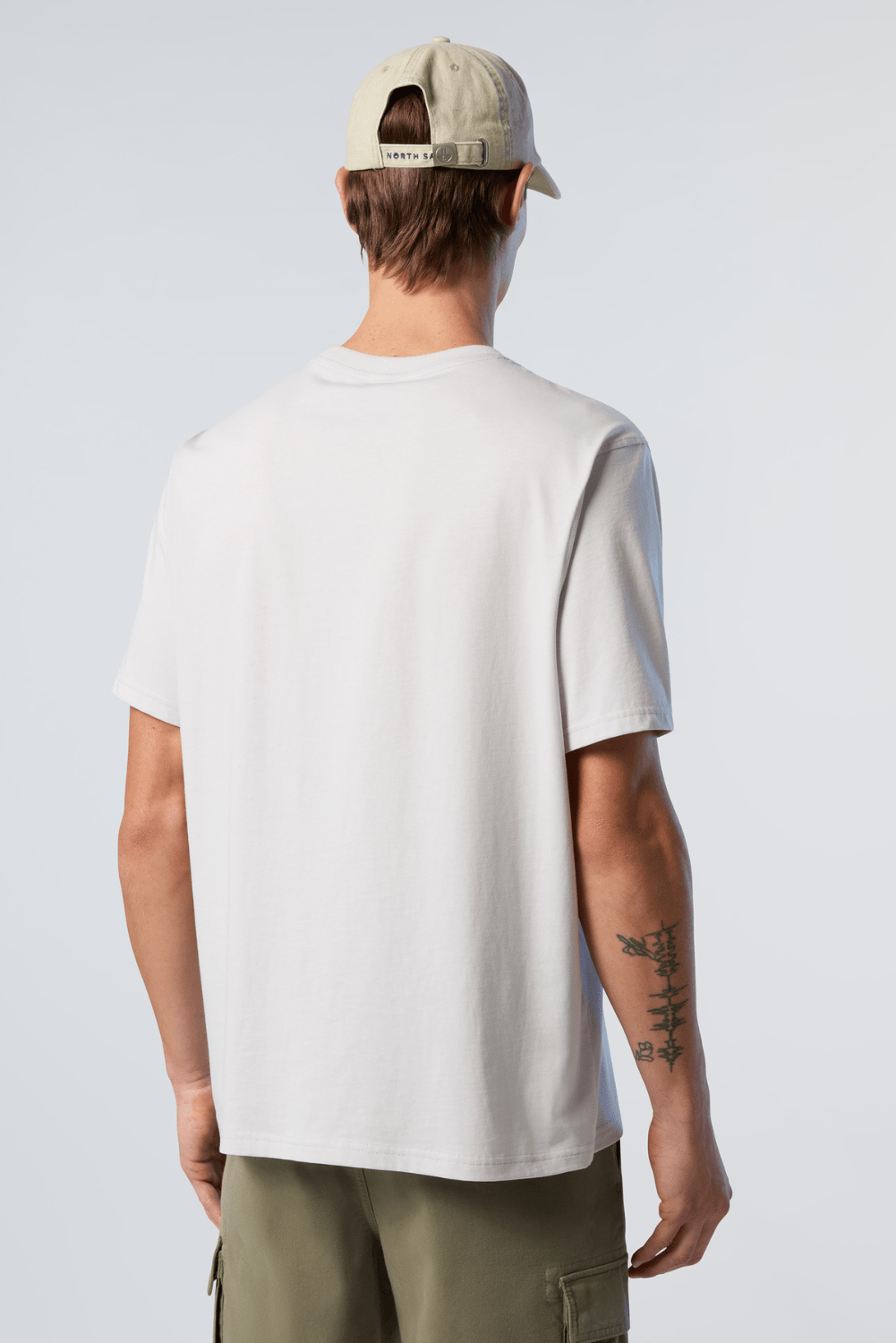 693028-0905-vaporgrey-tshirt-man-northsails-ss25-dos