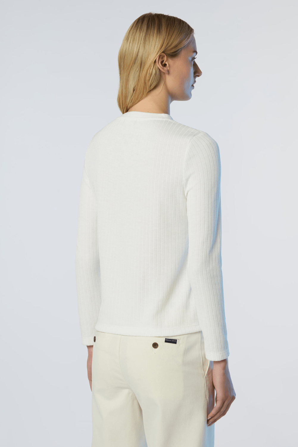 093581_northsails_woman_fw25_winterwhite_012A_dos