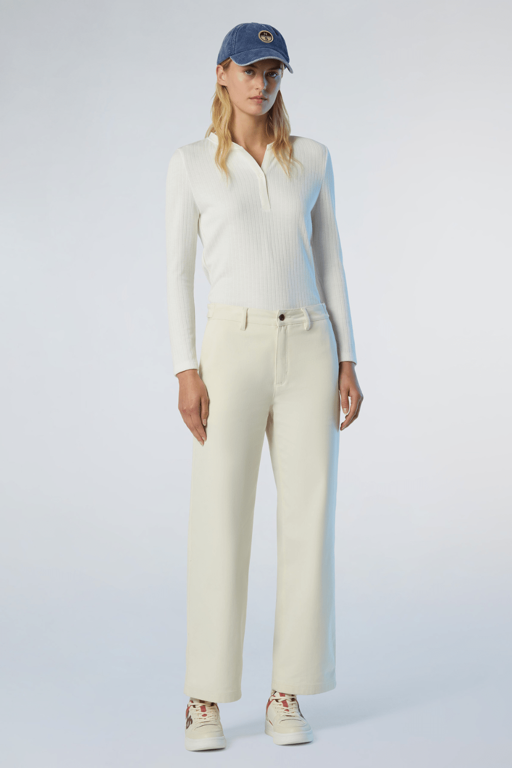 093581_northsails_woman_fw25_winterwhite_012A_face1