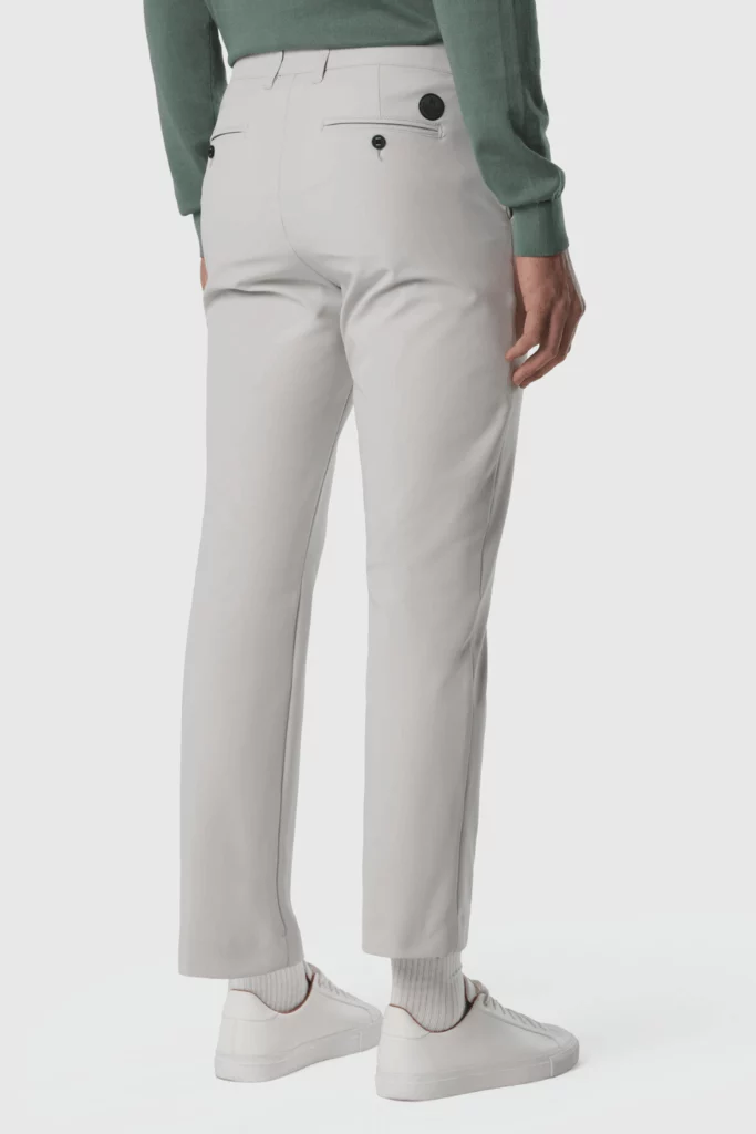 CHINO TECH, coloris Grey Violet