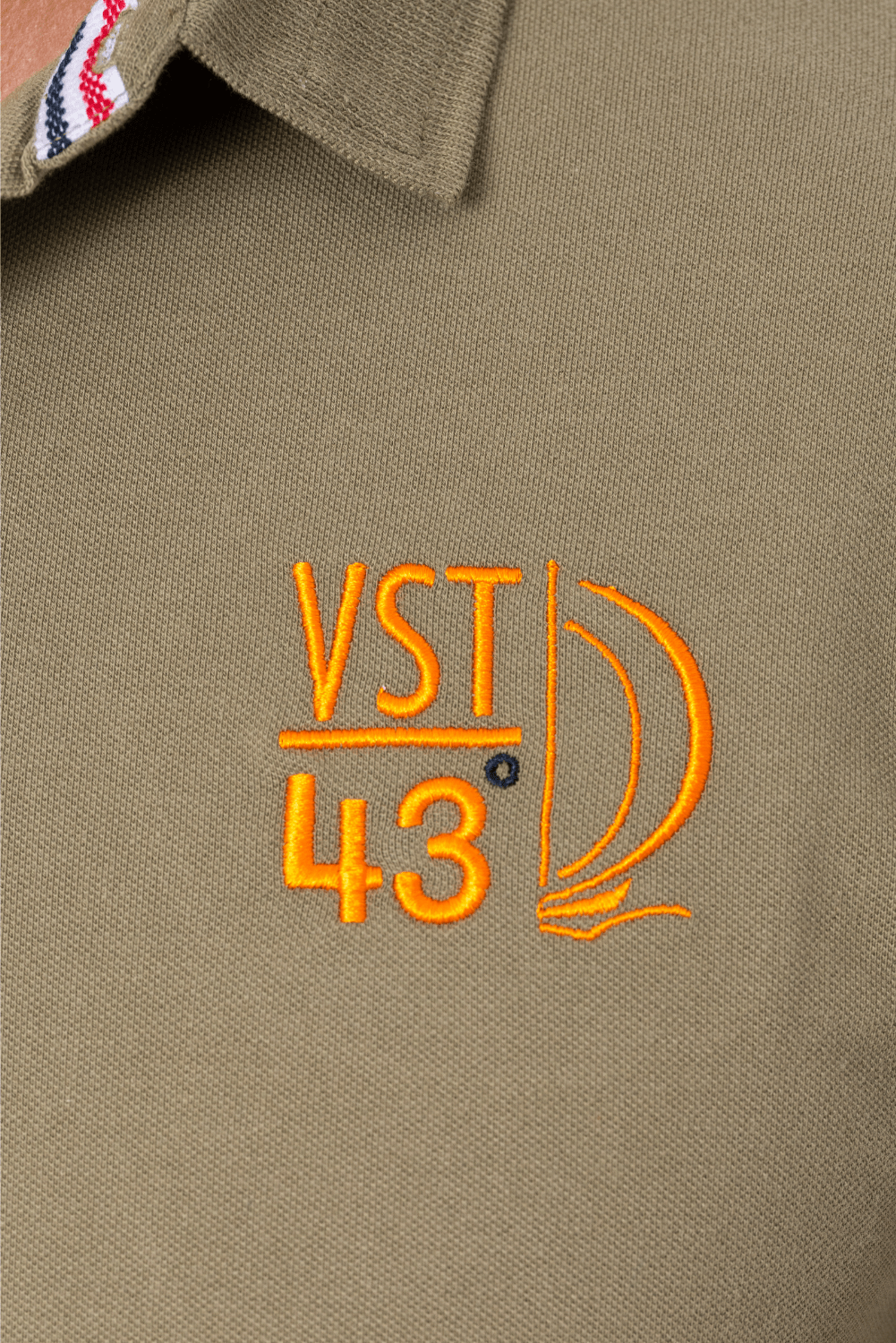 vst43-polo-cassagne-kaki-man-detail4